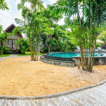 Lumbung Bukit Resort Uluwatu Kültér fotó