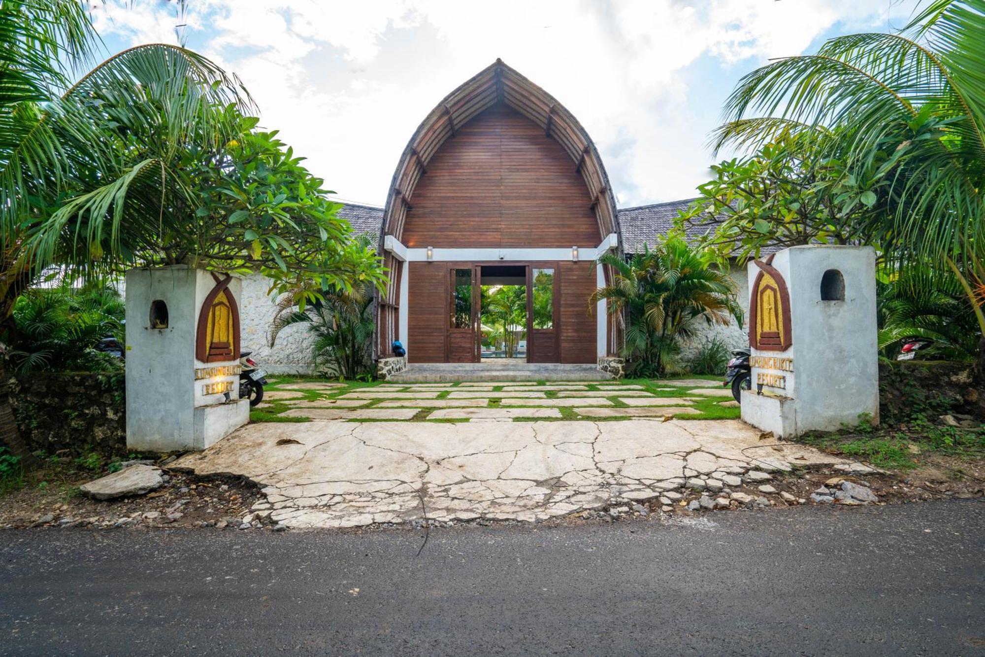 Lumbung Bukit Resort Uluwatu Kültér fotó